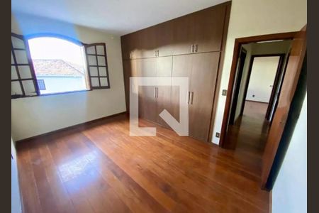 Quarto de casa à venda com 4 quartos, 453m² em Pampulha, Belo Horizonte
