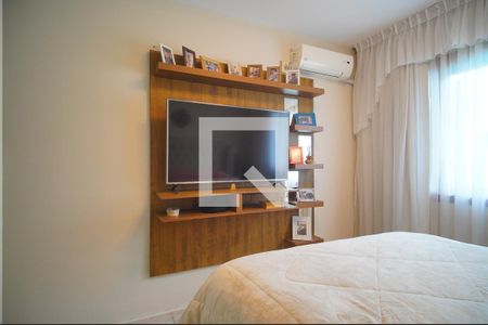 suite de casa à venda com 4 quartos, 251m² em Morro do Espelho, São Leopoldo