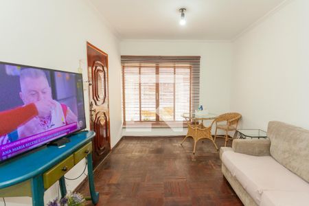 Sala de casa à venda com 4 quartos, 165m² em Vila Anhanguera, São Paulo