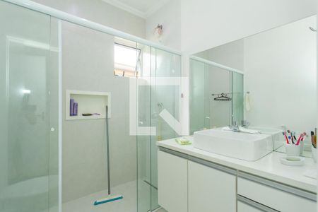 Banheiro da Suíte de casa à venda com 4 quartos, 165m² em Vila Anhanguera, São Paulo