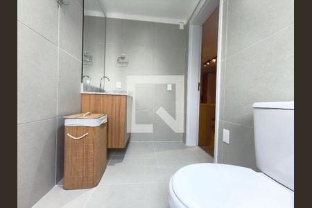 Banheiro de kitnet/studio para alugar com 1 quarto, 32m² em Sacomã, São Paulo