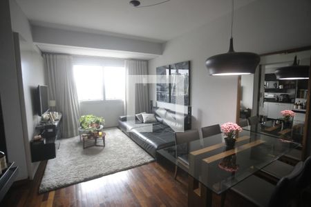 Sala de apartamento para alugar com 1 quarto, 48m² em Belvedere, Belo Horizonte