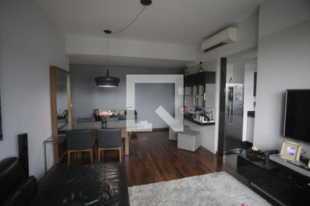 Sala de apartamento para alugar com 1 quarto, 48m² em Belvedere, Belo Horizonte