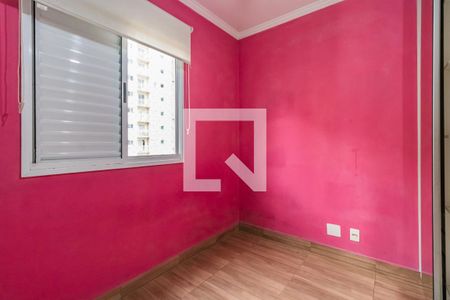 Quarto 2 de apartamento para alugar com 3 quartos, 68m² em Jardim Tupanci, Barueri
