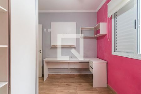 Quarto 2 de apartamento para alugar com 3 quartos, 68m² em Jardim Tupanci, Barueri
