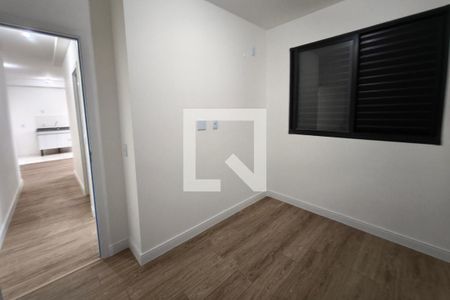 Quarto 2 de apartamento para alugar com 2 quartos, 43m² em Jardim Ipaussurama, Campinas