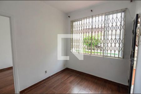 Sala de casa para alugar com 2 quartos, 75m² em Imperial de São Cristóvão, Rio de Janeiro