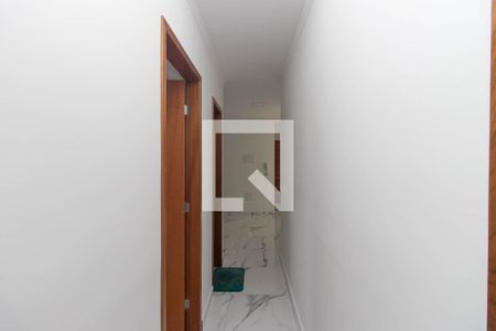 Corredor dos Quartos de apartamento à venda com 3 quartos, 65m² em Vila Nivi, São Paulo