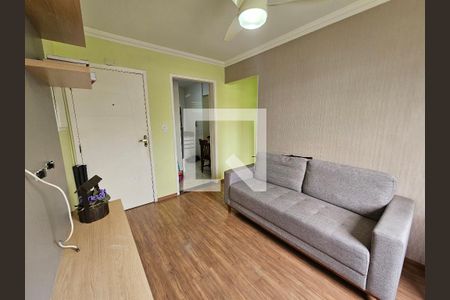 Sala de apartamento para alugar com 3 quartos, 60m² em Granja Julieta, São Paulo