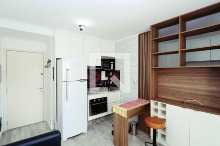 Sala/Cozinha de kitnet/studio para alugar com 1 quarto, 25m² em Aclimação, São Paulo