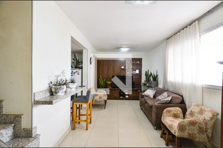 Sala de estar de apartamento à venda com 3 quartos, 160m² em Calafate, Belo Horizonte