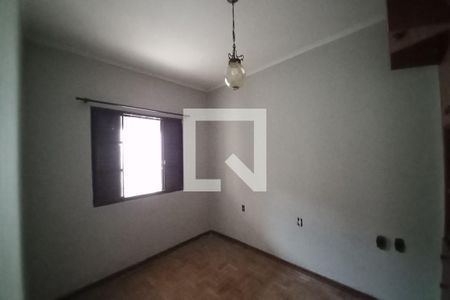 Quarto 1  de casa à venda com 3 quartos, 130m² em Vila Marieta, Campinas