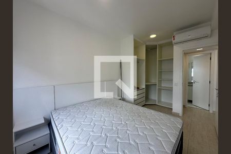 Quarto de apartamento para alugar com 1 quarto, 50m² em Empresarial 18 do Forte, Barueri