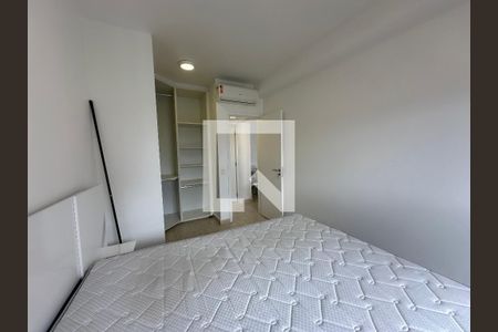 Quarto de apartamento para alugar com 1 quarto, 50m² em Empresarial 18 do Forte, Barueri