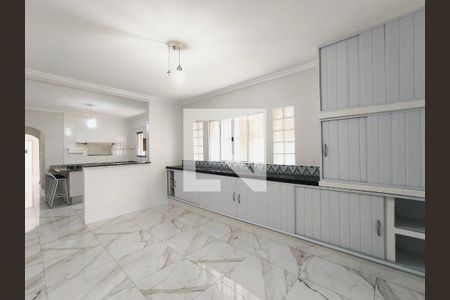 Casa para alugar com 3 quartos, 200m² em Vila Salermo, Jundiaí