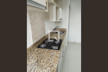 Cozinha de apartamento à venda com 2 quartos, 43m² em Rubem Berta, Porto Alegre