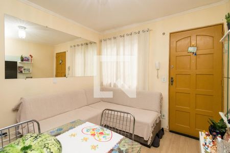 Sala de apartamento para alugar com 2 quartos, 42m² em Fazenda da Juta, São Paulo