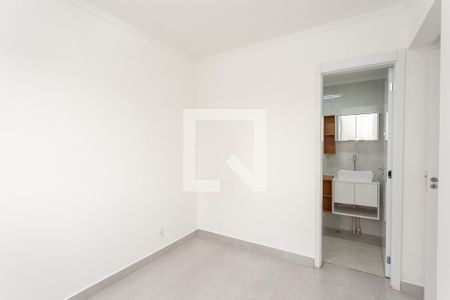 Quarto Suíte de apartamento para alugar com 2 quartos, 46m² em Jardim Santo Antoninho, São Paulo