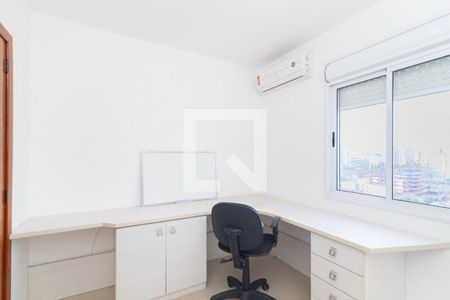 Quarto 1 de apartamento para alugar com 2 quartos, 66m² em Petrópolis, Porto Alegre