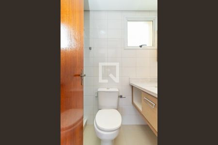 Banheiro de apartamento para alugar com 2 quartos, 66m² em Petrópolis, Porto Alegre