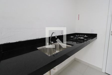 Sala/Cozinha de apartamento para alugar com 2 quartos, 36m² em Guaiauna, São Paulo