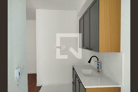 Sala/Cozinha de apartamento para alugar com 2 quartos, 42m² em Jardim America da Penha, São Paulo