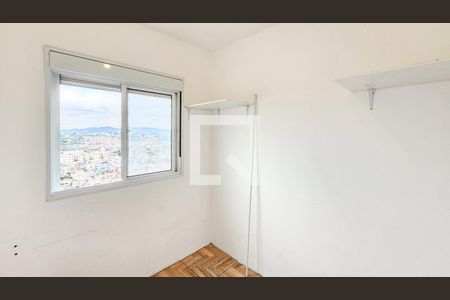 Quarto 2 de apartamento para alugar com 2 quartos, 38m² em Jardim Copiuva, Carapicuíba