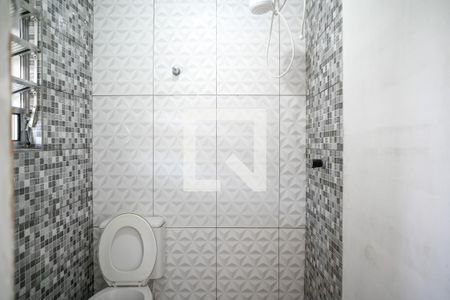 Banheiro de casa para alugar com 1 quarto, 60m² em Vila Moraes, São Paulo