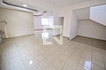 Sala de casa para alugar com 4 quartos, 515m² em Jardim Planalto, Goiânia
