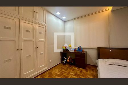 Casa à venda com 3 quartos, 200m² em Cachoeirinha, Belo Horizonte