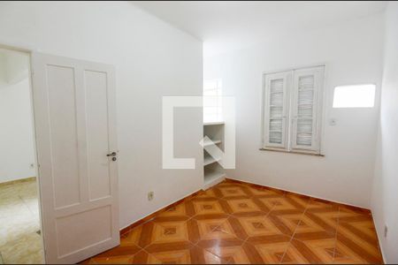 Quarto 1 de casa para alugar com 2 quartos, 80m² em Vasco da Gama, Rio de Janeiro