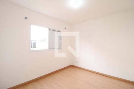 Quarto 2 de apartamento para alugar com 2 quartos, 49m² em Grand Ville, Uberlândia