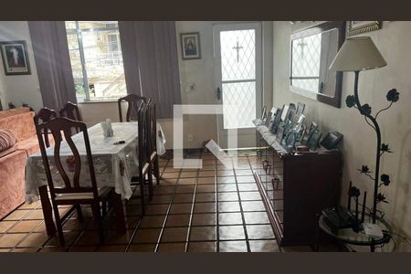 Casa à venda com 3 quartos, 285m² em Inhaúma, Rio de Janeiro