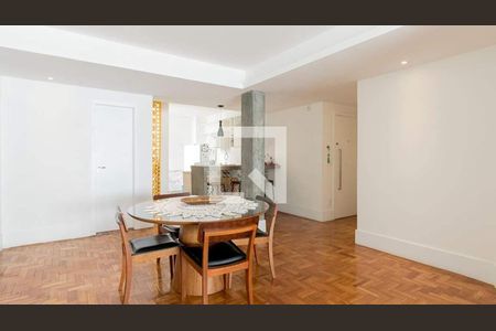 Apartamento à venda com 2 quartos, 110m² em Copacabana, Rio de Janeiro