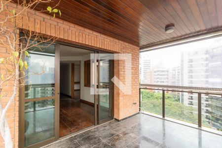 Varanda da Sala de apartamento à venda com 3 quartos, 320m² em Indianópolis, São Paulo