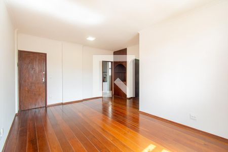 Sala de apartamento para alugar com 3 quartos, 89m² em Santa Efigênia, Belo Horizonte