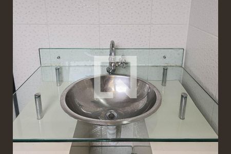 Banheiro da Suíte de apartamento para alugar com 1 quarto, 86m² em Ponta da Praia, Santos