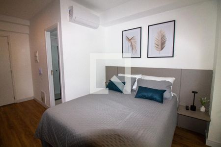 Sala / Quarto - Studio de kitnet/studio à venda com 1 quarto, 24m² em Santo Amaro, São Paulo