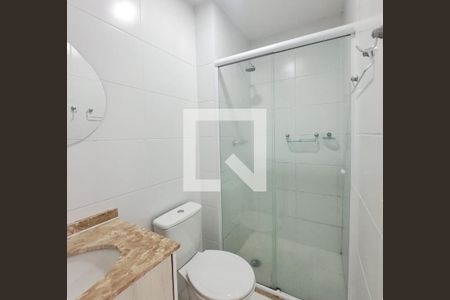 Banheiro da Suíte de apartamento para alugar com 2 quartos, 60m² em Continental, Osasco