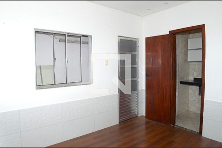 Sala de casa para alugar com 2 quartos, 48m² em Aarão Reis, Belo Horizonte
