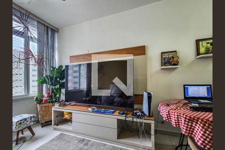 Sala de apartamento para alugar com 1 quarto, 90m² em Gonzaga, Santos