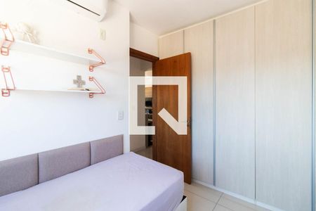 Quarto 1 de apartamento para alugar com 2 quartos, 65m² em Cidade Baixa, Porto Alegre