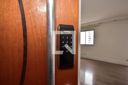 Fechadura Eletrônica de apartamento para alugar com 3 quartos, 125m² em Vila Sonia do Taboao, Taboão da Serra