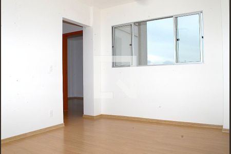 Sala de apartamento para alugar com 2 quartos, 59m² em Goiânia, Belo Horizonte
