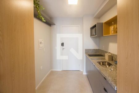 Cozinha de kitnet/studio para alugar com 1 quarto, 25m² em Jardim das Acacias, São Paulo
