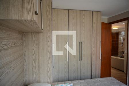 Quarto 2 de apartamento para alugar com 2 quartos, 56m² em Vila Camilópolis, Santo André