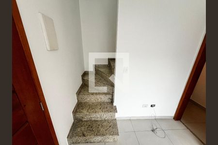 Escada de casa de condomínio à venda com 2 quartos, 43m² em Parada Inglesa, São Paulo