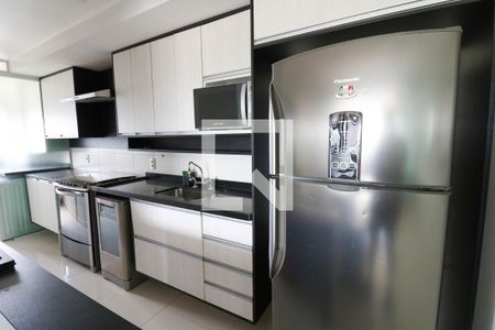Cozinha de apartamento para alugar com 2 quartos, 70m² em Campo Belo, São Paulo