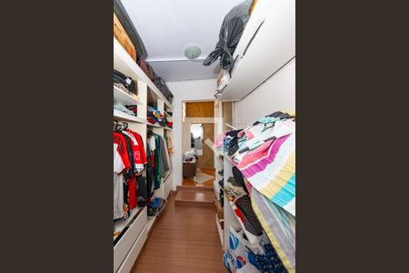 Closet da suíte de casa à venda com 2 quartos, 250m² em Madre Gertrudes, Belo Horizonte