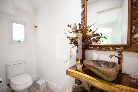 lavabo de casa à venda com 4 quartos, 200m² em Jardim Paulista, São Paulo